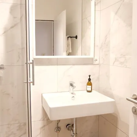 Honeybee コブレンツ