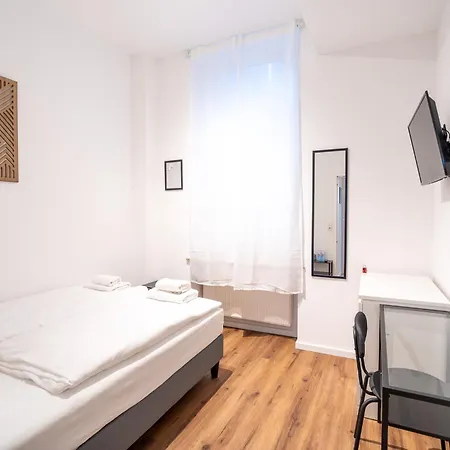 Apartment Nahe Altstadt | Kueche & Waschmaschine