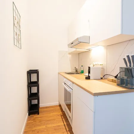 Apartment Nahe Altstadt | Kueche & Waschmaschine