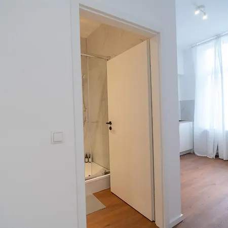 Honeybee * Koblenz (Rhineland-Palatinate)