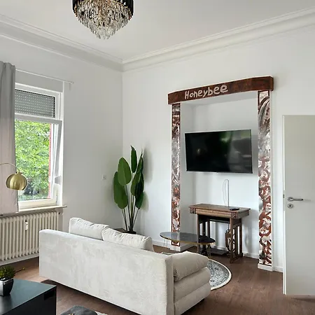 Honeybee * Koblenz (Rhineland-Palatinate)