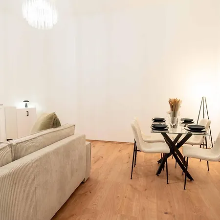 Appartement Nahe Altstadt | Kueche & Waschmaschine
