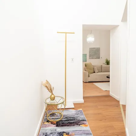 Appartement Nahe Altstadt | Kueche & Waschmaschine Coblence
