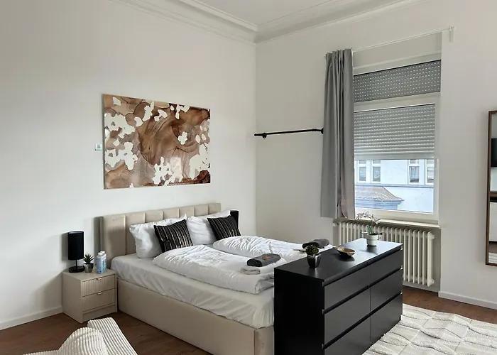 Honeybee * Koblenz (Rhineland-Palatinate)